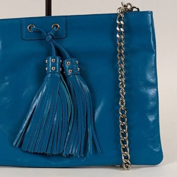 462. NWT Badgley Mischka Teal Tassel Shoulder Bag with Wristlet - Picture 7 of 8